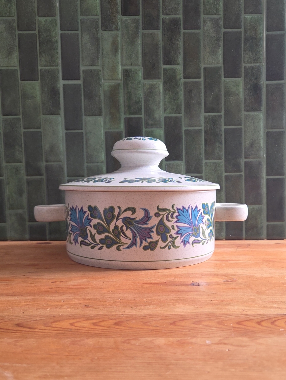 Vintage 70s Midwinter Caprice Stonehenge 1.5 Qt Covered Casserole Dish